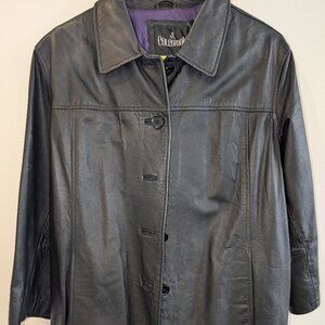 JL Colebrook 100% Leather Ladies Button Up Jacket.  Size Large.
